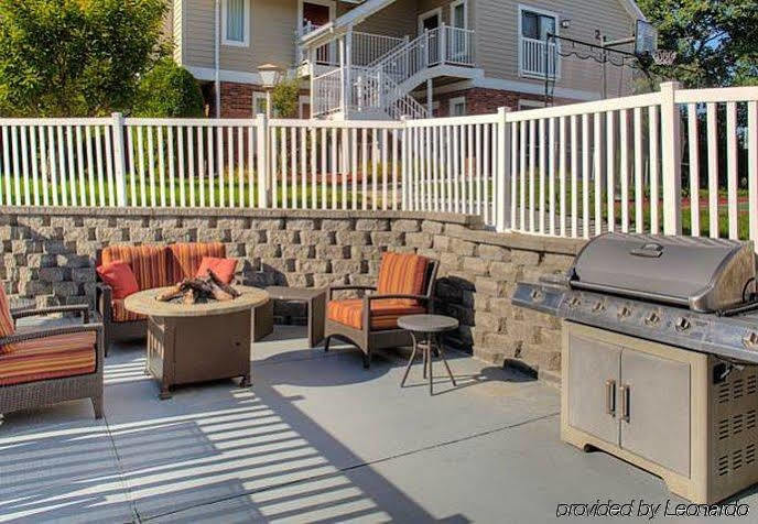 Binghamton Hotel 3*